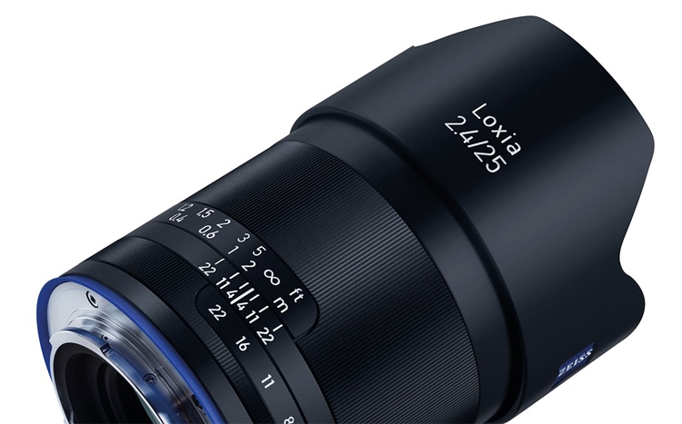 Zeiss Loxia 2.4/25: компактный объектив для полнокадровых камер Sony