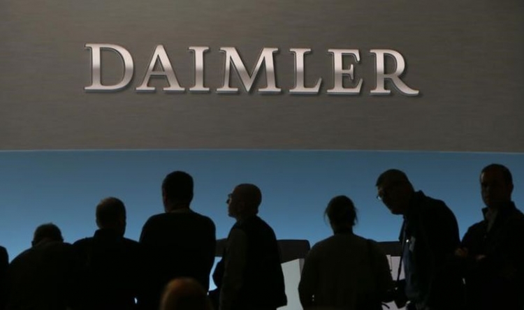 В автомобилях Daimler использовался софт для обхода тестов на выбросы вредных веществ"