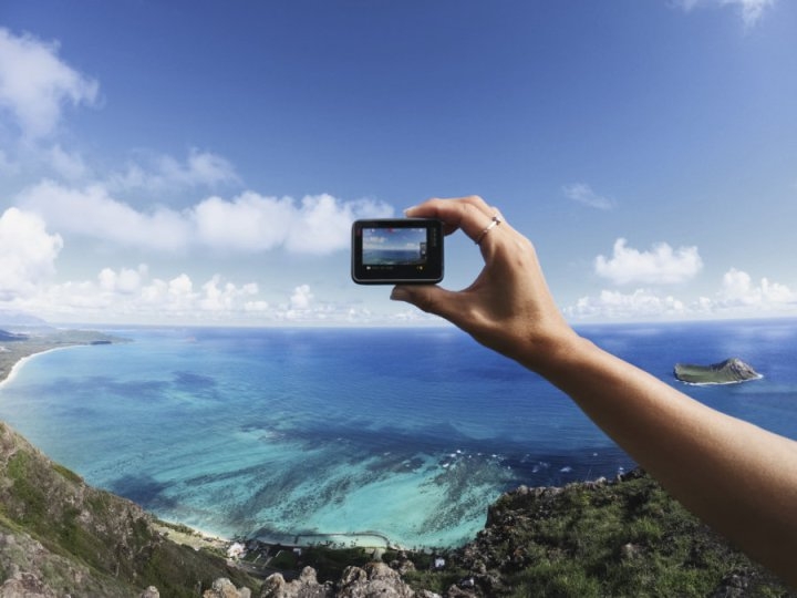 GoPro представила экшен-камеру HERO стоимостью $200"