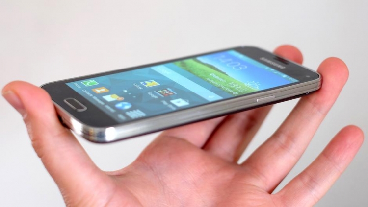 Samsung может представить смартфон Galaxy S9 Mini"