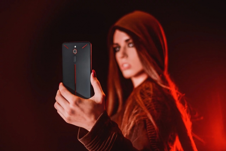 Nubia Red Magic Gaming Phone: в полку игровых смартфонов прибыло!"