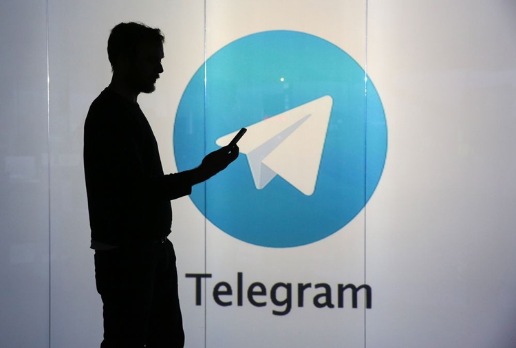 Роскомнадзор: Telegram теряет поддержку со стороны Google и Microsoft"