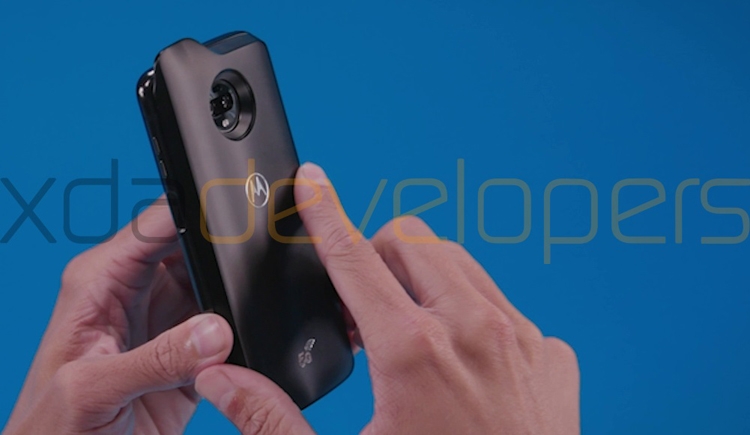 Новая панель Moto Mods наделит смартфоны Moto поддержкой 5G-связи"