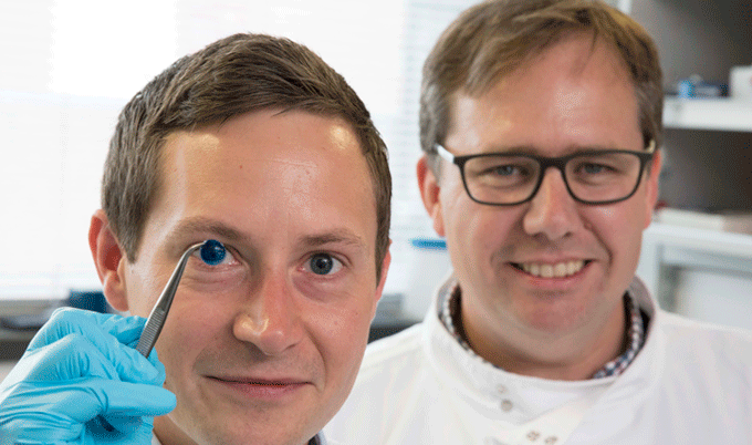 Ученые впервые создали роговицу человеческого глаза  с помощью 3D-принтера"