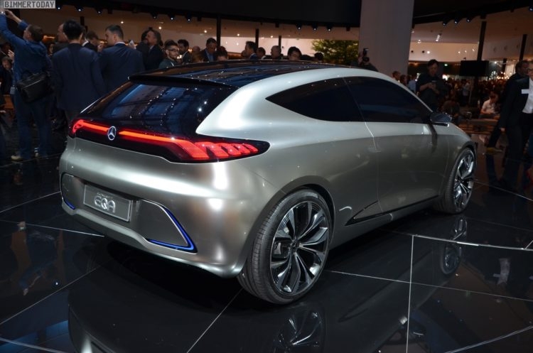 Электрохетчбэк Mercedes-Benz EQA готовится ударить по позициям Tesla Model 3"