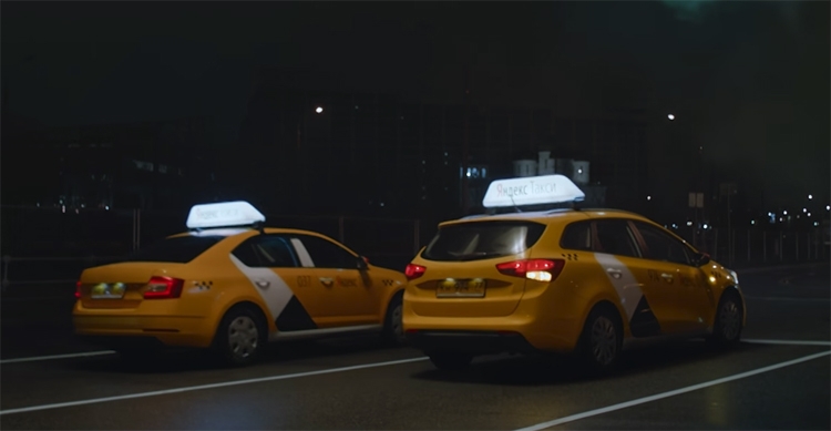 «Яндекс.Такси» и Uber перешли на единую платформу"