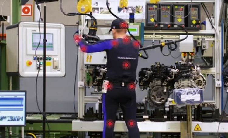 Ford испытывает 3D-технологию отслеживания движений рабочих"