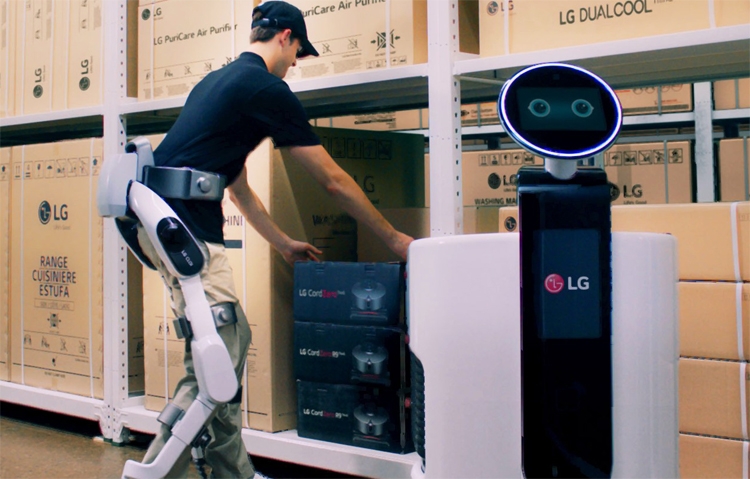 В LG разработан «носимый робот»"