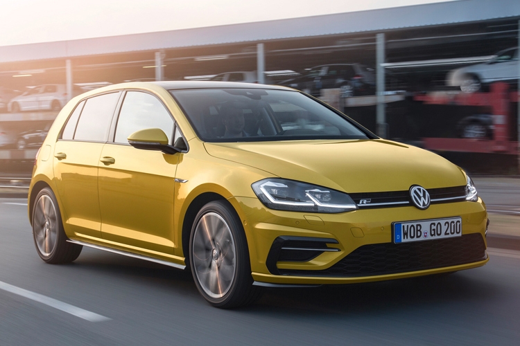 Volkswagen Golf вернулся на российский рынок по цене от 1,4 млн рублей"