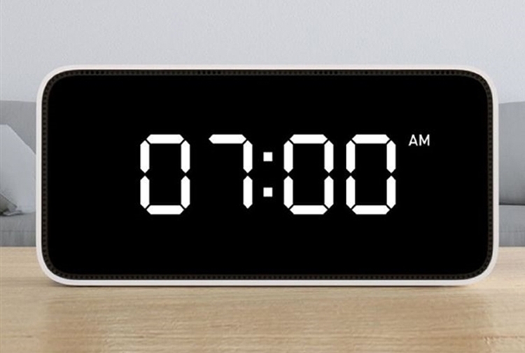 Xiaomi представила «умный» будильник Xiao AI Smart Alarm Clock"
