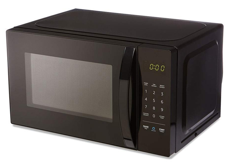 AmazonBasics Microwave: СВЧ-печь с управлением посредством Alexa"