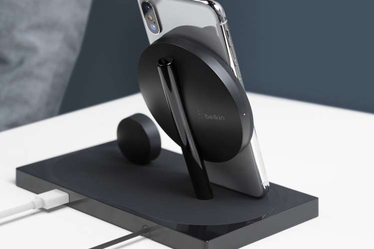 Belkin Boost Up Wireless Charging Dock: станция беспроводной зарядки для iPhone Xs и Apple Watch"