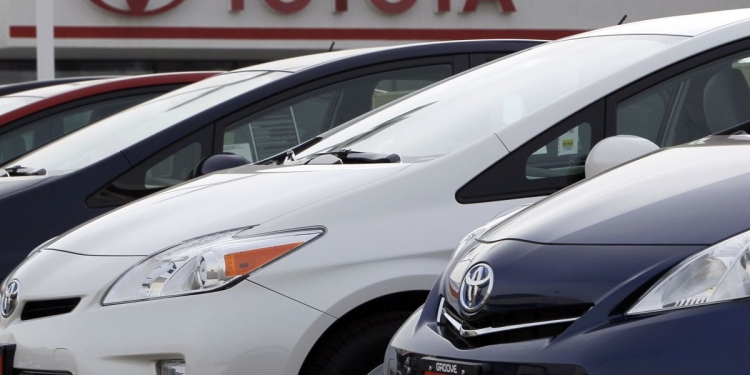 Toyota объявила об отзыве более 2,4 млн гибридов по всему миру"