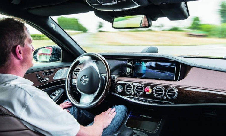 Mercedes-Benz планирует к 2020 году оборудовать автомобили S-класса системой автономного управления Level 3"