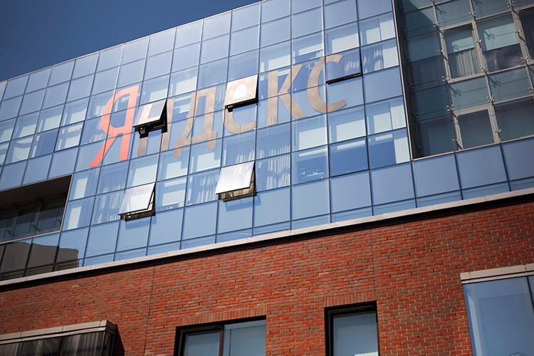 «Сбербанк» заявил, что не хотел покупать крупную долю «Яндекса»"