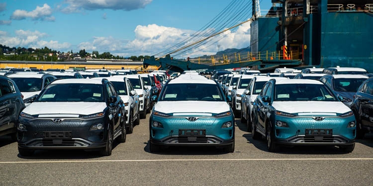 Hyundai начала наращивать производство электромобилей Kona Electric"