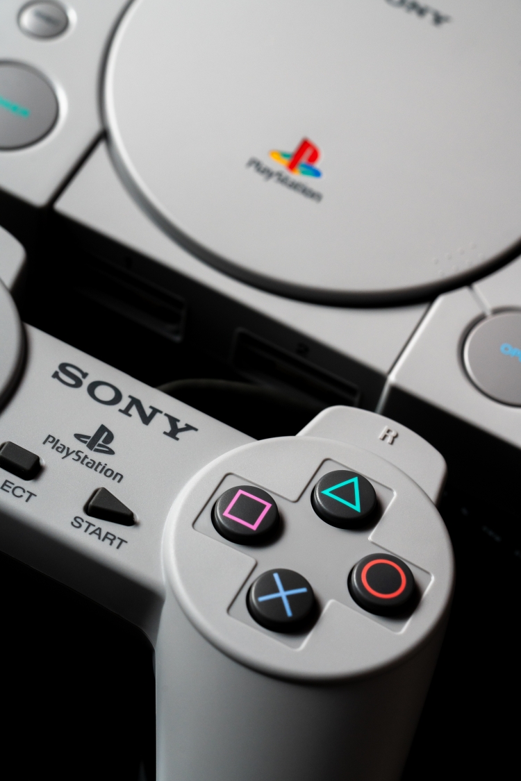 Ключевые подробности PlayStation Classic: игры, меню, функции, вывод и питание"