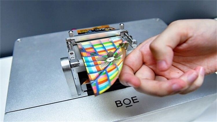 BOE приступила к строительству третьего завода для выпуска гибких OLED"