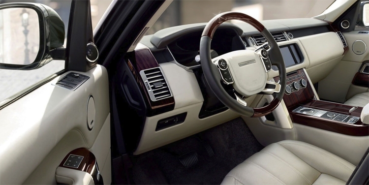 Jaguar Land Rover разработала систему автоматического открывания дверей"