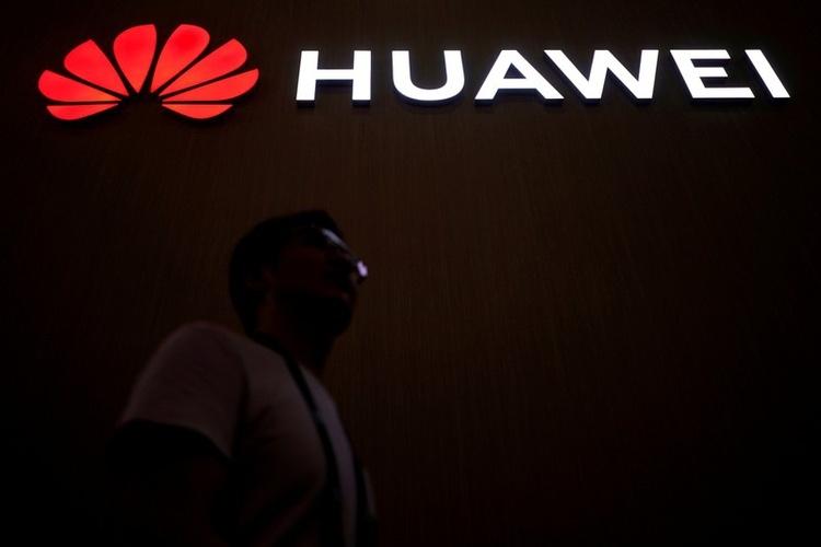 Reuters: Белый дом намерен запретить компаниям США покупать оборудование Huawei и ZTE"