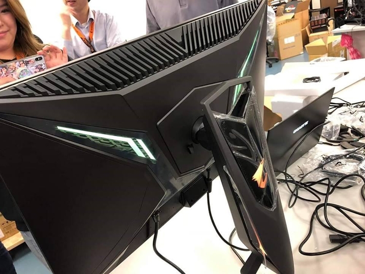CES 2019: Игровой монитор GIGABYTE Aorus с технологией FreeSync"