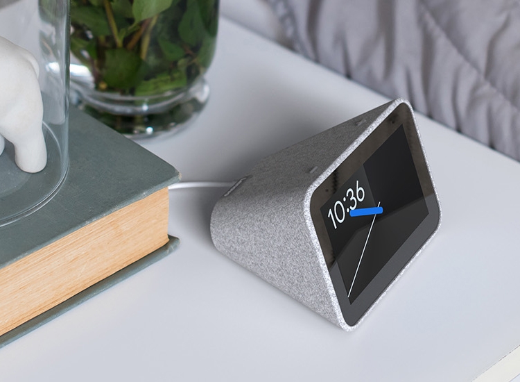 CES 2019: «Умные» часы Lenovo Smart Clock с голосовым ассистентом"