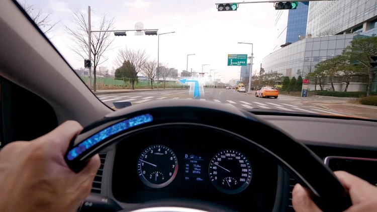 Уникальная система Hyundai поможет водителям с нарушениями слуха"