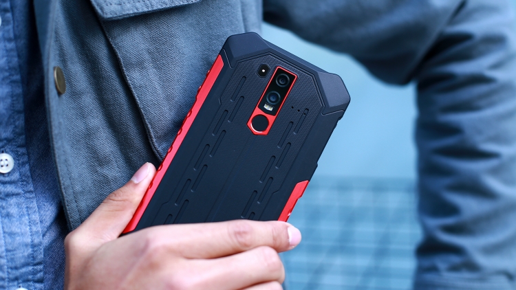 При оформлении предзаказа на неубиваемый смартфон Ulefone Armor 6 предоставляются скидки и подарки"