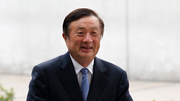 Основатель Huawei впервые за четыре года выступил перед иностранной прессой"