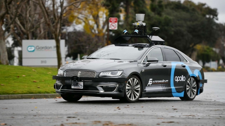 Технология Microsoft и MIT позволит избежать ошибок ИИ при управлении движением самоуправляемого автомобиля"