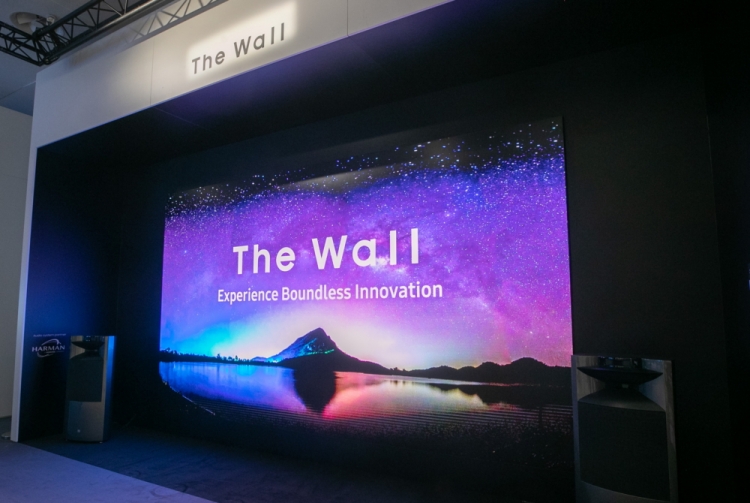ISE 2019: Samsung продемонстрировала первые QLED-дисплеи с разрешением 8K, новый The Wall 8K"