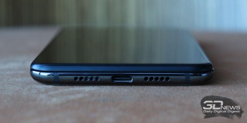  Xiaomi Mi MIX 3, нижняя грань: порт USB Type-C, основной динамик 