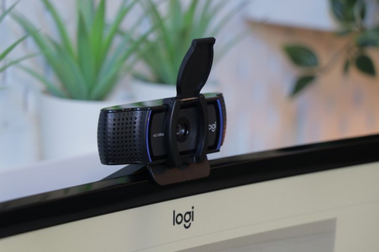 Logitech C920s Pro HD: веб-камера для звонков в формате Full HD"