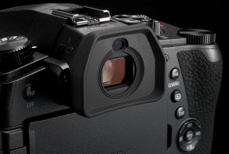 Lumix FZ1000 II: продвинутая камера с 1" датчиком, 16-кратным зумом и 4K"