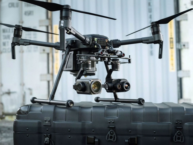 DJI представила новую универсальную серию промышленных дронов Matrice M200 V2