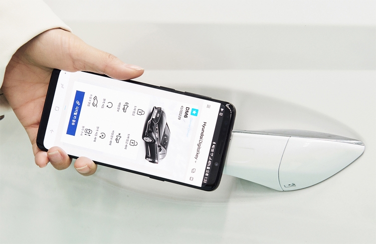 Смартфон с NFC вместо ключа: Hyundai внедряет новую систему доступа в автомобиль"