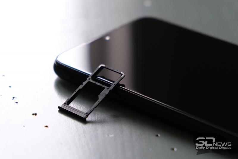 Xiaomi Redmi Note 7, слот для SIM-карт и/или карты памяти
