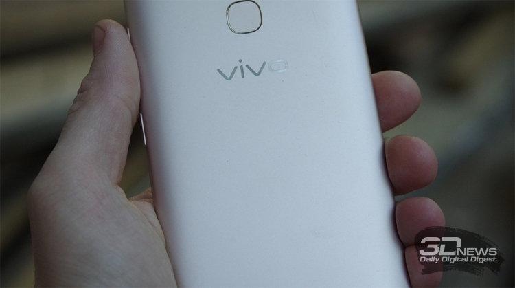 Начальный уровень: два новых смартфона Vivo показались в бенчмарке"