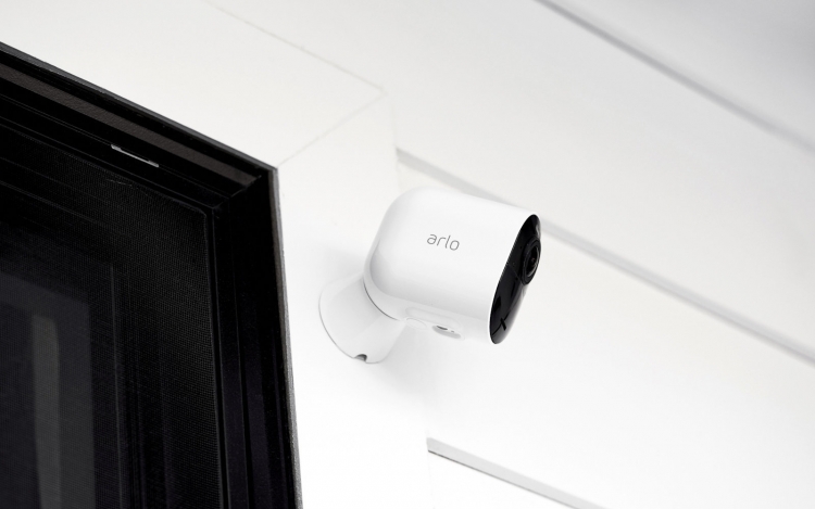 Беспроводная камера видеонаблюдения Arlo Ultra с поддержкой 4K поступила в глобальную продажу"