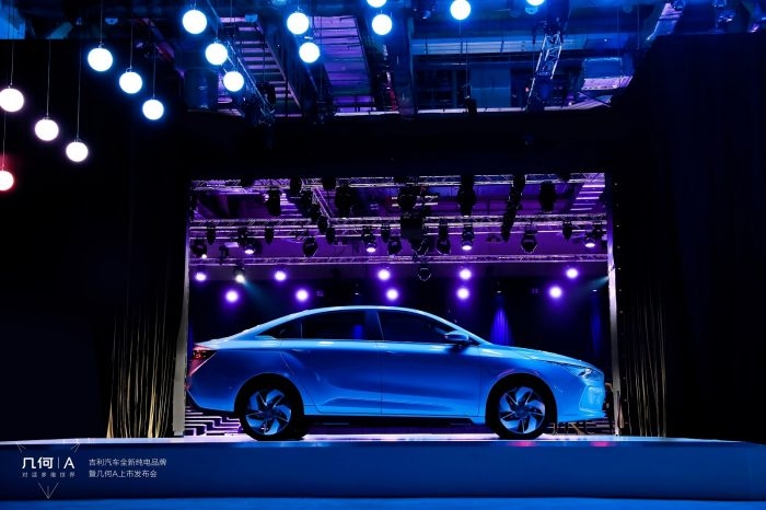 Китайская Geely запускает новый бренд Geometry для электромобилей"