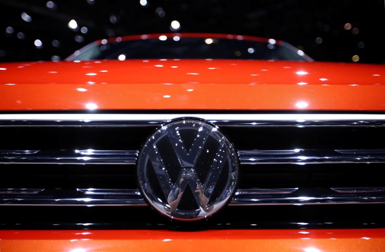 Volkswagen с партнёрами готовится к строительству огромных аккумуляторных заводов"