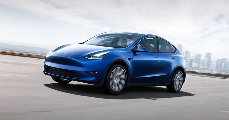 Илон Маск: к концу 2019 года автопилот Tesla превзойдёт умения водителя"