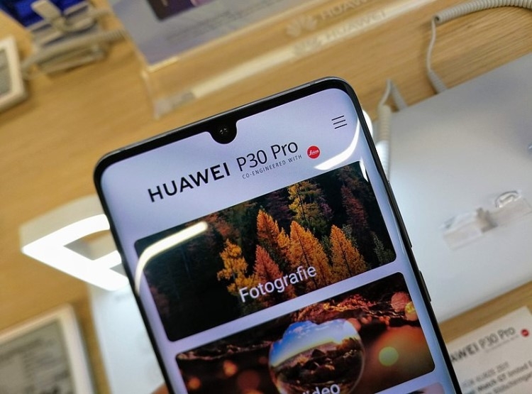 Смартфон Huawei P30 Pro отправляет запросы на китайские серверы"