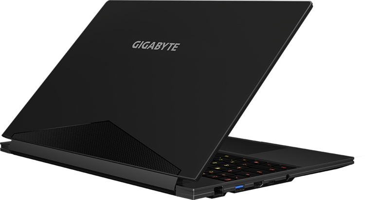 GIGABYTE Aero 15 Classic: игровой 15,6" ноутбук весом в 2 кг"