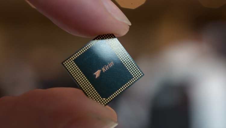 Флагманский процессор Kirin 985 получит поддержку 5G"