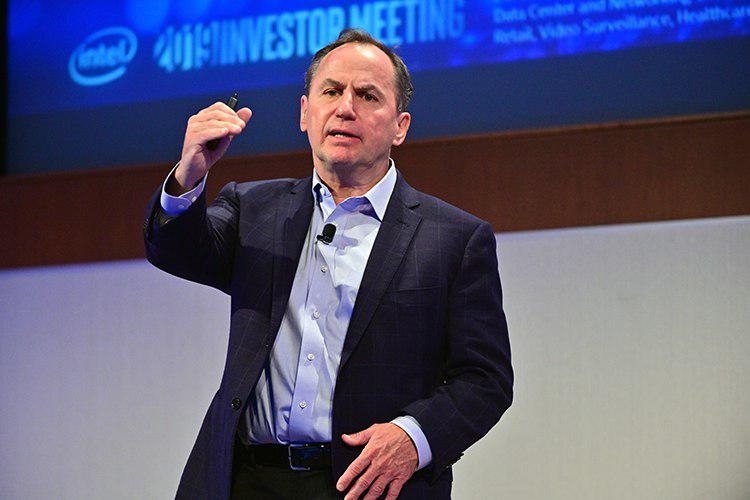 Заявления Intel о будущих планах обрушили курс акций компании"