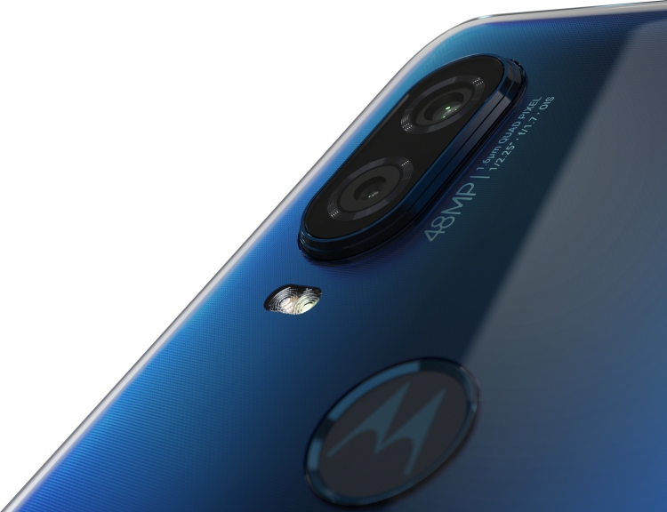 Смартфон Motorola One Vision: экран 6,3", 25-Мп фронтальная и 48-Мп основная камеры"