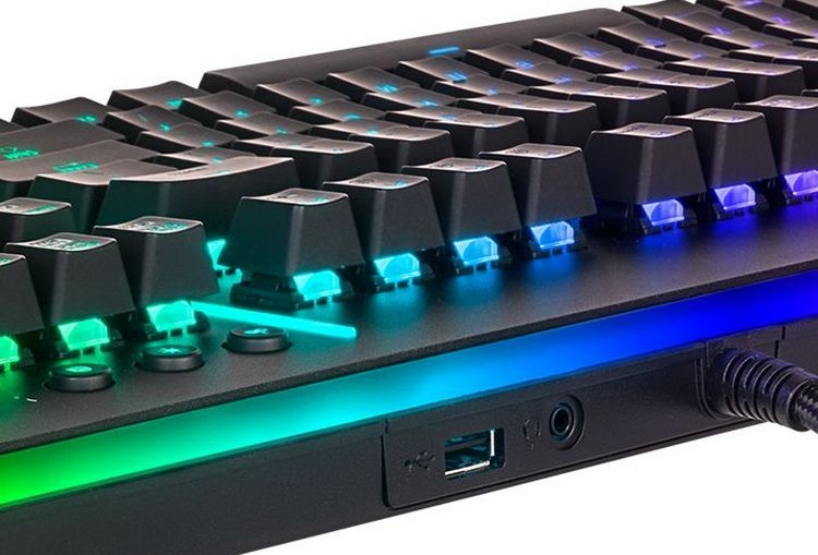 Thermaltake Level 20 RGB Razer Green: игровая механическая клавиатура с обилием подсветки"