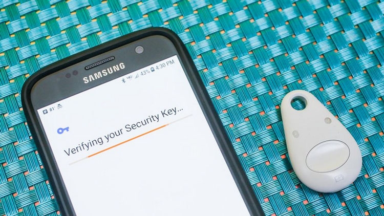  Google Bluetooth Titan Security Key 