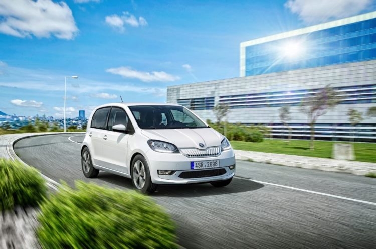 Škoda представила первые электрический и гибридный автомобили под новым брендом iV"